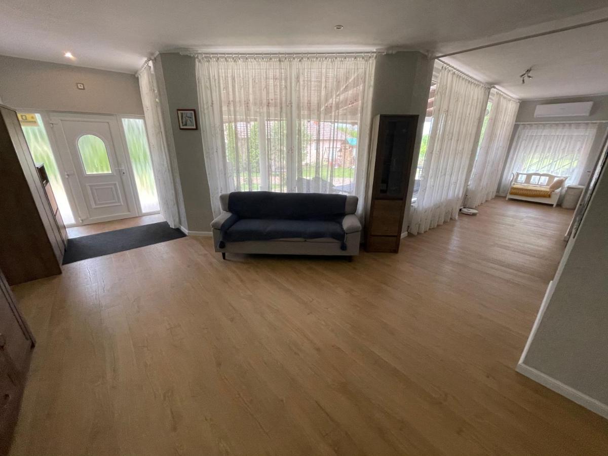 Battonya Houseアパートメント エクステリア 写真